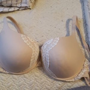 Victoria secrets bra